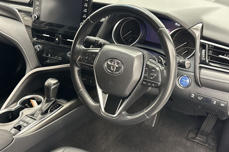 2021 Toyota Camry AXVH70R SX Sedan Image 18
