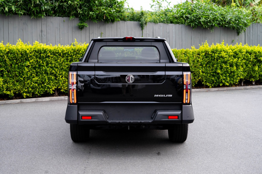 2026 MG U9 Explore Pro Ute Image 5
