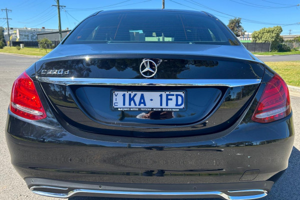 2017 Mercedes-Benz C-Class W205 C220 CDI Sports Sedan Image 9