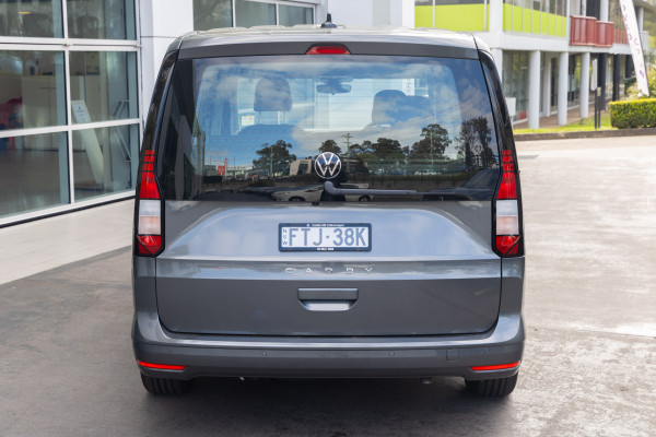 2025 Volkswagen Caddy 5 Maxi Van Image 5