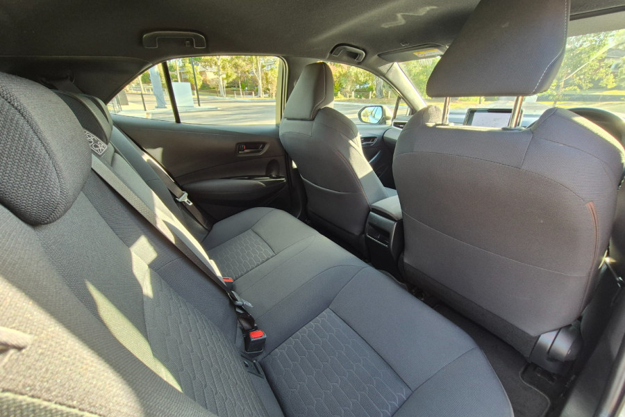 2022 Toyota Corolla ZWE219R  Ascent Sport Hybrid Hatch Image 12