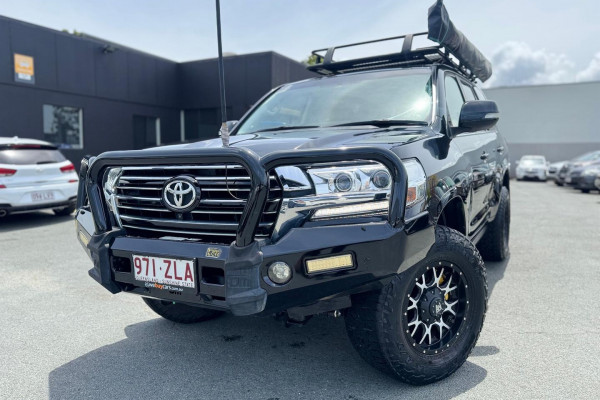 2019 Toyota LandCruiser VDJ200R VX SUV Image 2