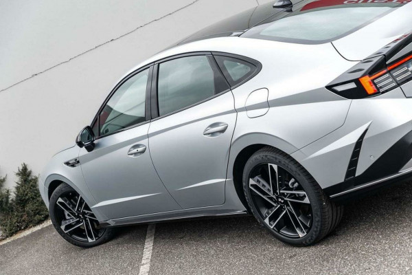 2026 Hyundai Sonata DN8.V4 N Line Sedan Image 7