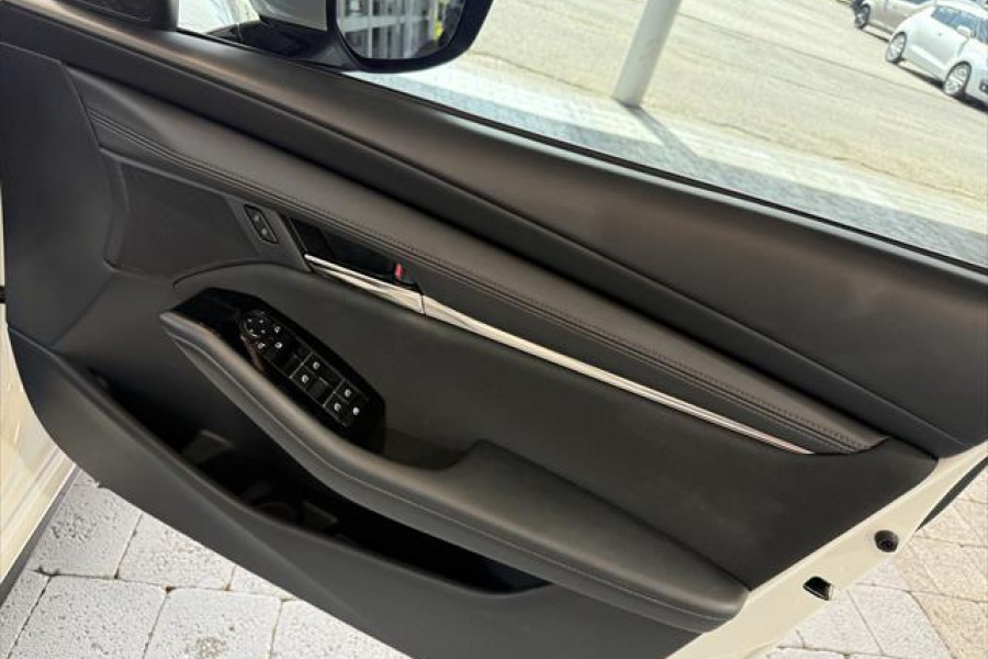 2024 Mazda 3 BP Series G20 Evolve Hatch Image 17
