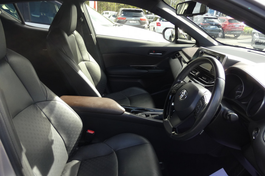 2017 Toyota C-HR NGX10R KOBA 2WD SUV Image 12