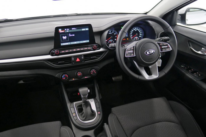 2019 MY20 Kia Cerato Hatch BD S with Safety Pack Hatchback Image 13