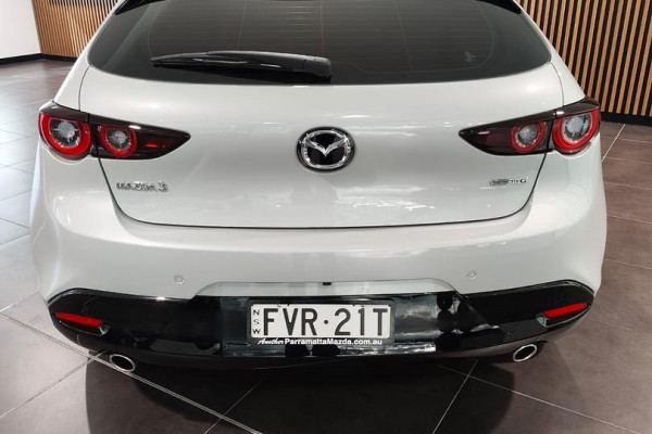 2025 Mazda 3 BP Series G20 Touring Hatch Image 4