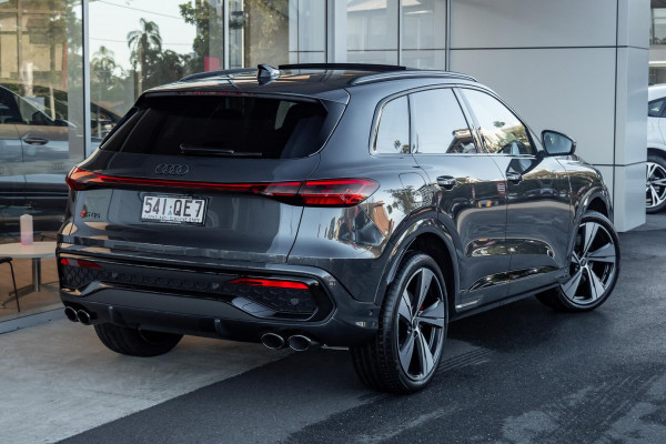 2025 Audi SQ5 GU edition one SUV image 2