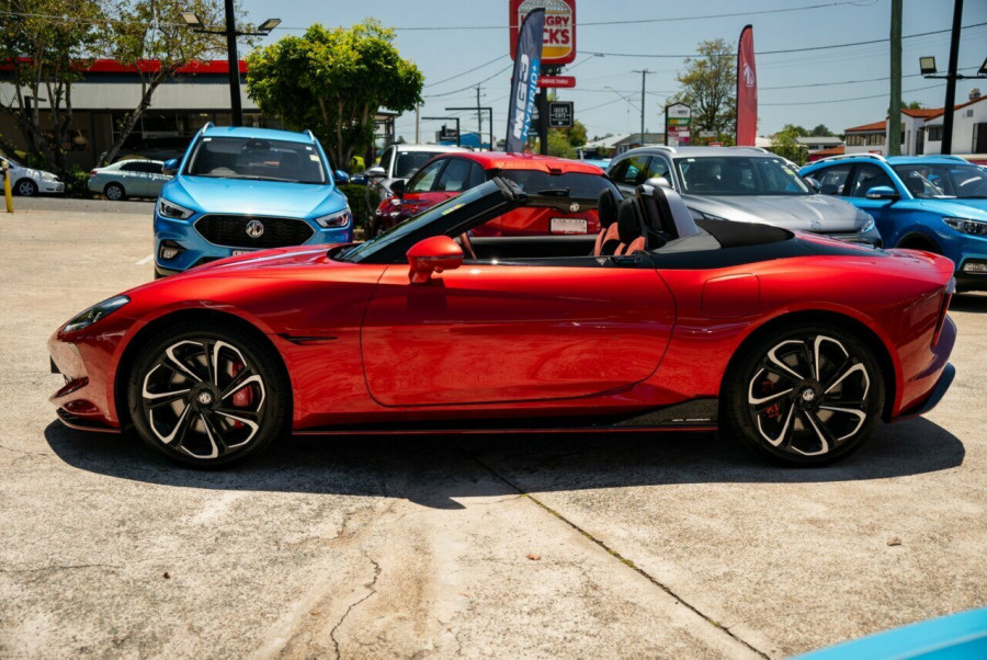 2024 MY24.5 MG Cyberster EC32  Convertible Image 6
