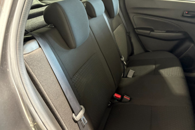 2023 Suzuki Swift AZ Series II GL Shadow Hatch Image 13