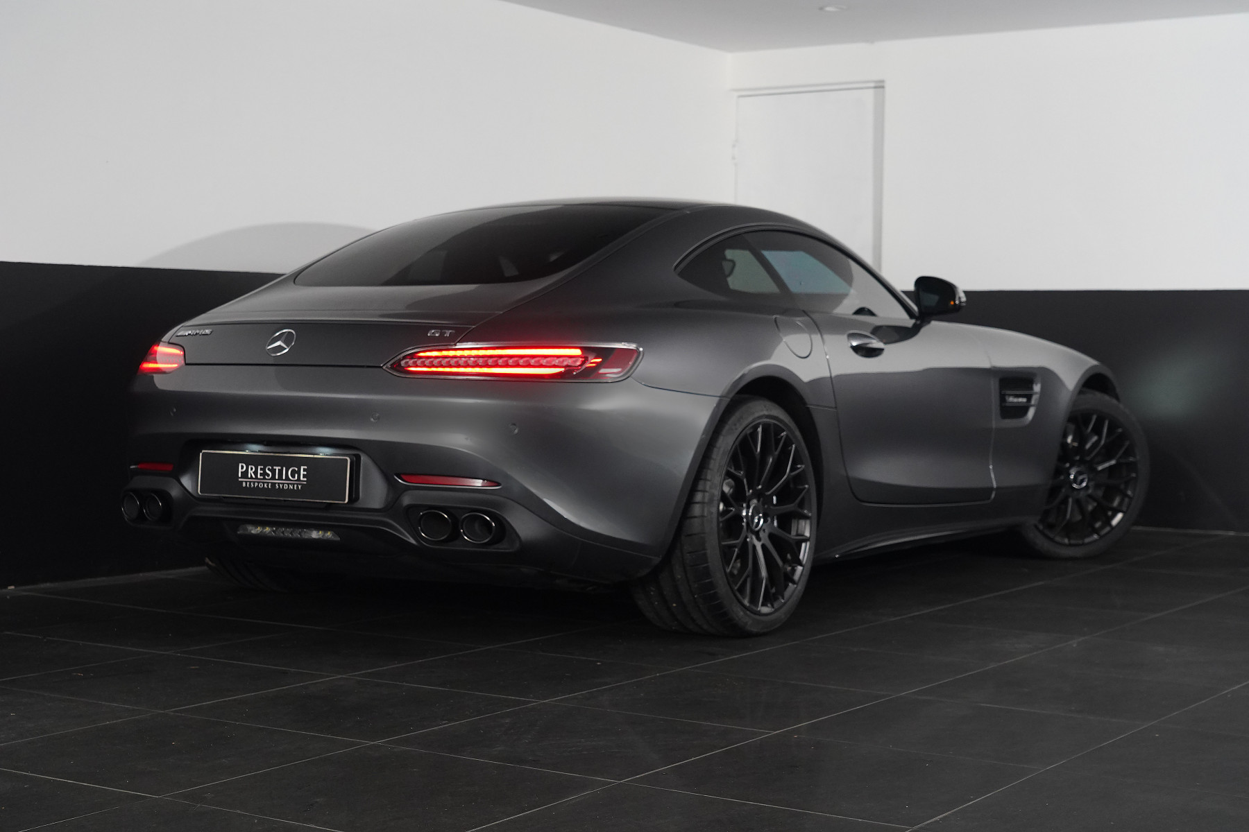 2021 Mercedes-Benz AMG GT Night Edition Coupe Image 7