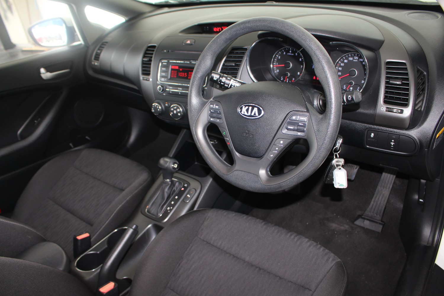2016 Kia Cerato YD MY16 S Hatchback Image 7