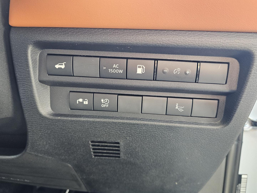 2024 Mitsubishi Outlander ZM PHEV Exceed Tourer SUV Image 23