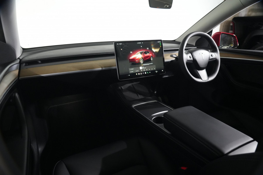 2023 Tesla Model Y  Rear-Wheel Drive SUV Image 7