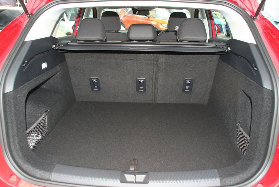 2024 MY24.5 MG HS AS33 Vibe SUV Image 19