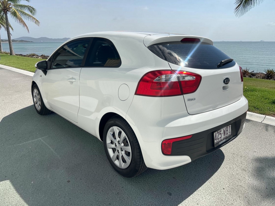 2015 Kia Rio UB S Hatch Image 6