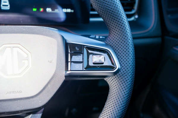 2025 MG HS AS33H Essence Hybrid+ SUV Image 13