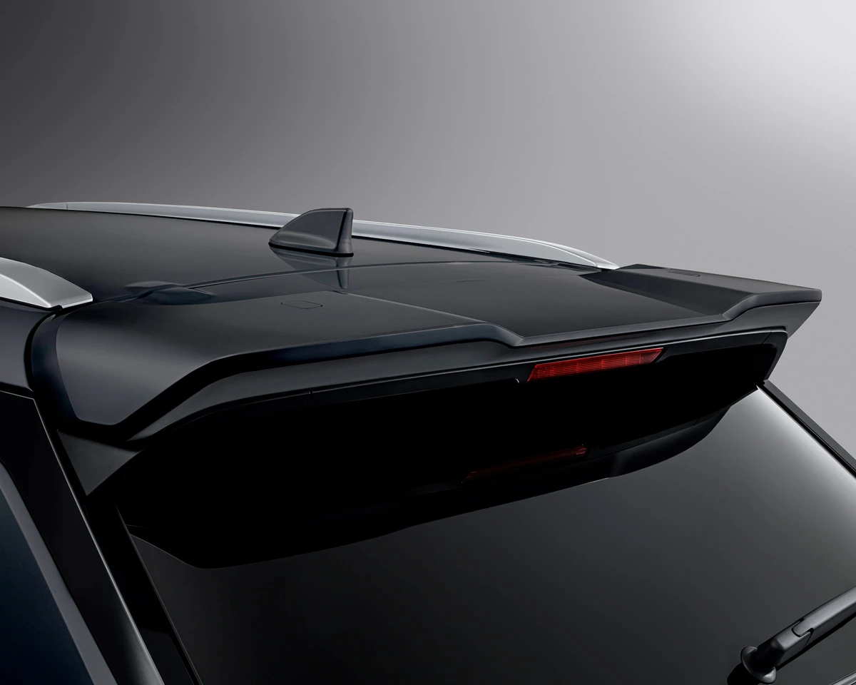 Dynamic Tailgate Spoiler, Graphite Grey