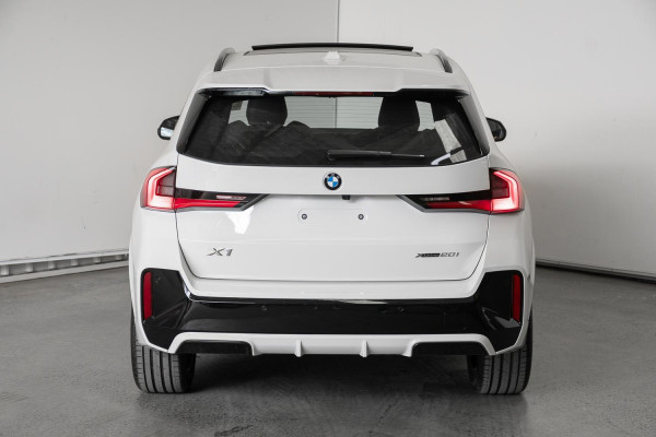 2026 BMW X1 U11 xDrive20i M Sport SUV image 5