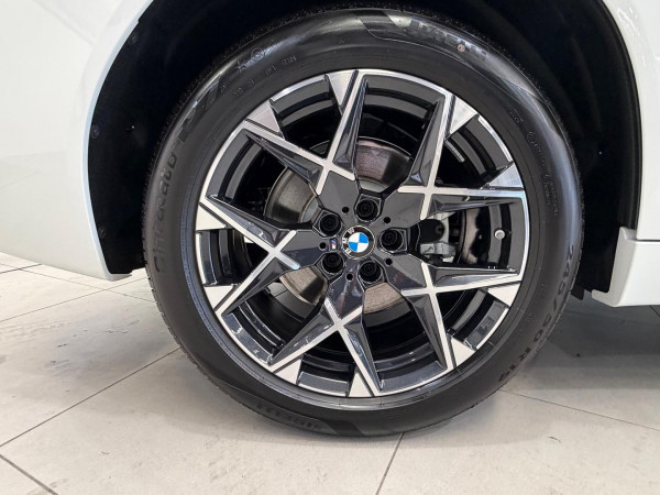 2026 MY25 BMW X3 G45 20 xDrive SUV image 4