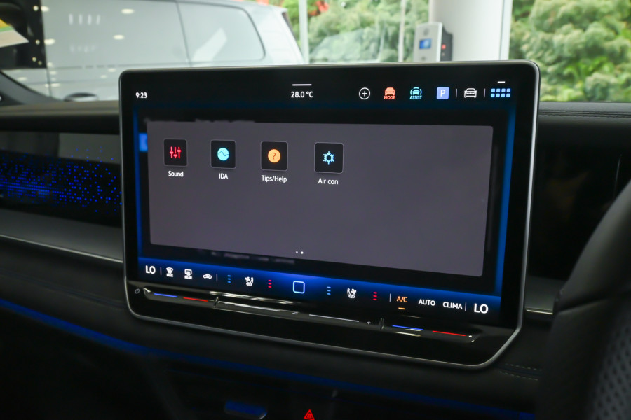 2025 Volkswagen Tayron R4 195TSI R-Line SUV Image 20