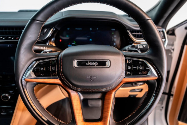 2023 Jeep Grand Cherokee WL Summit Reserve 4xe SUV image 10