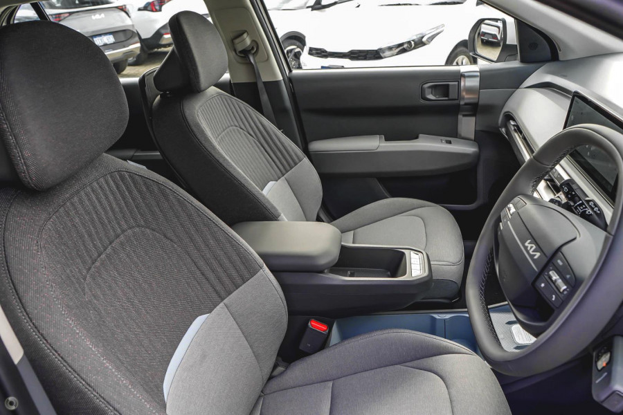 2026 MY27 Kia EV3 SV Air Long Range SUV Image 9