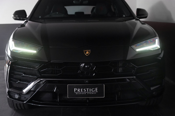 2022 Lamborghini Urus SUV Image 21