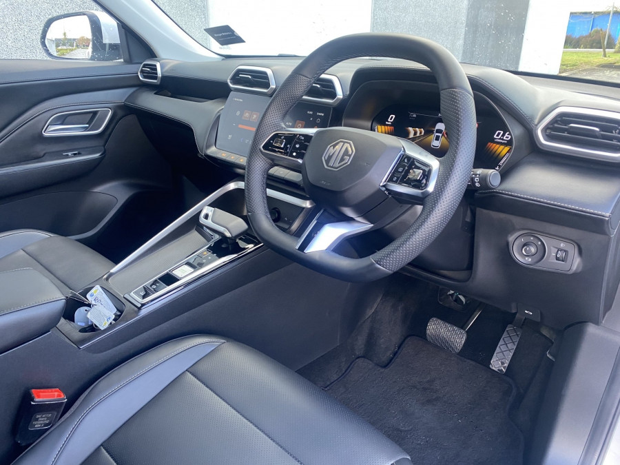 2026 MG ZS ZS32 Essence SUV Image 10