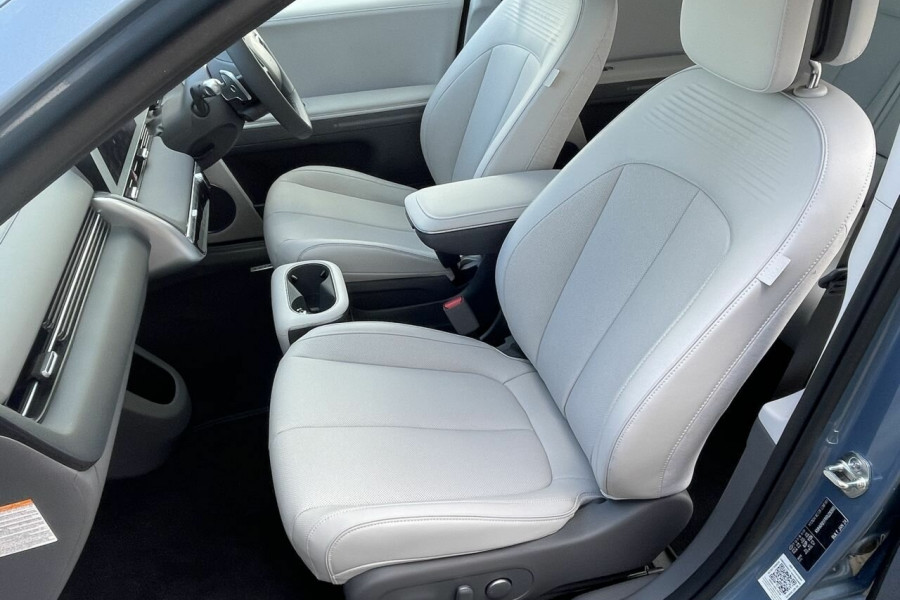 2024 Hyundai IONIQ 5 NE.V4 Dynamiq SUV Image 23