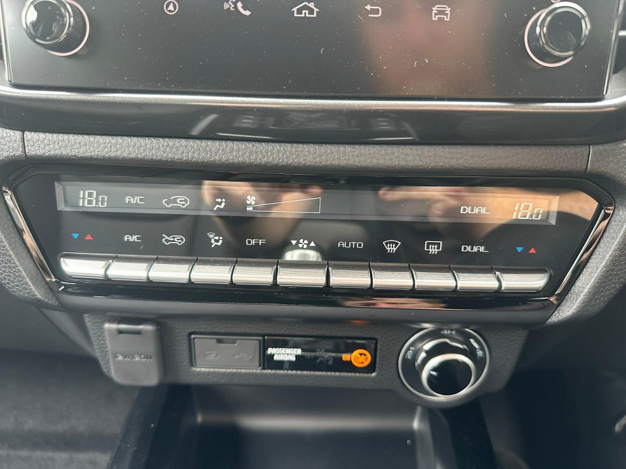2026 MY25.5 Isuzu D-MAX RG X-TERRAIN Ute Image 16