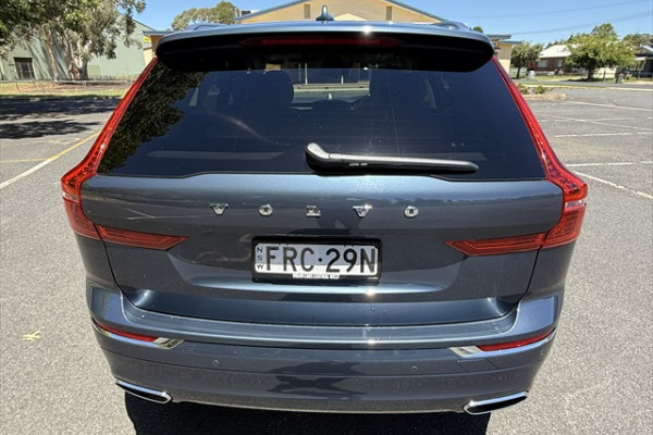 2020 Volvo XC60 UZ D4 Inscription SUV Image 4