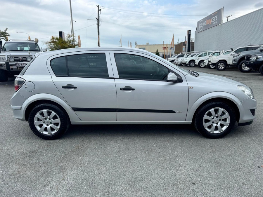 2008 Holden Astra AH CD Hatch Image 7