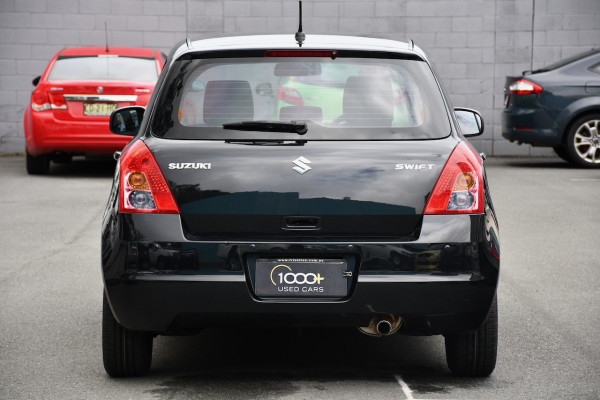 2010 Suzuki Swift RS415 GLX Hatchback Image 4