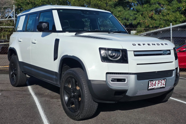 2020 MY21 Land Rover Defender L663 110 D300 SE SUV Image 3
