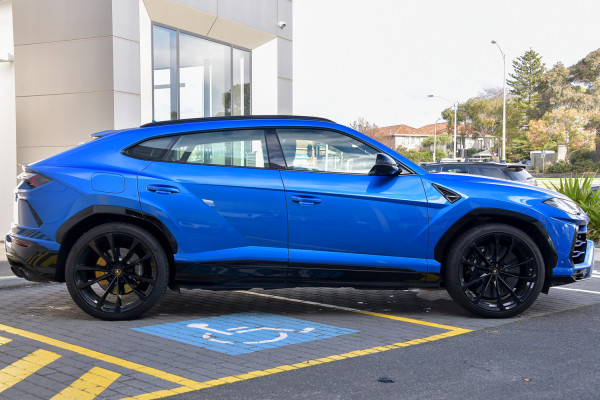 2019 MY20 Lamborghini Urus 636 SUV image 8