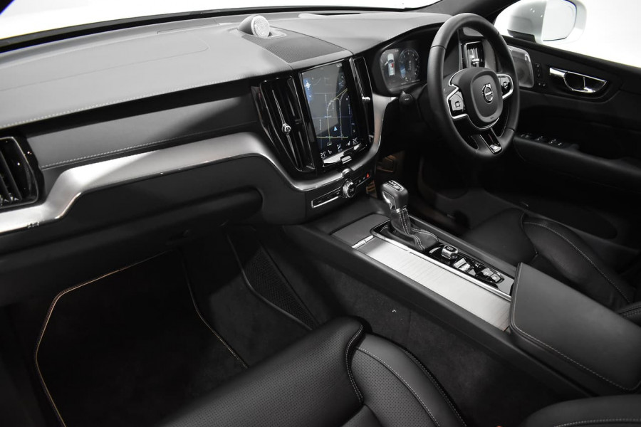 2018 Volvo XC60 (No Series) MY19 T6 R-Design Suv Image 14