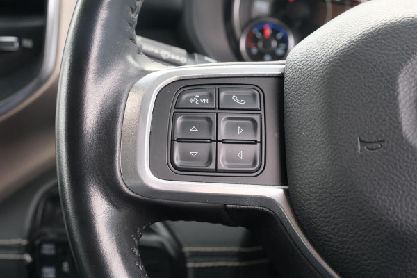2021 MY22 Ram 2500 DJ Laramie Ute Image 15