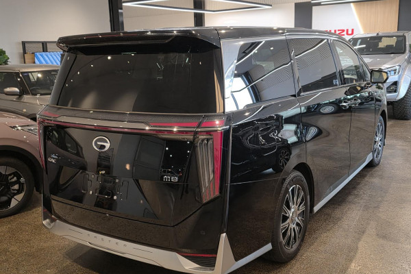 2026 GAC M8 PHEV  Premium People Mover Image 7