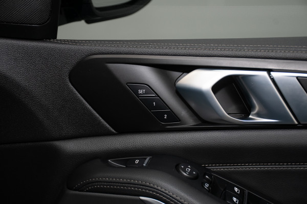 2022 BMW X5 xDrive30d SUV image 14