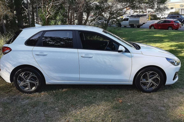2022 MY23 Hyundai i30 PD.V4  Hatch Image 8
