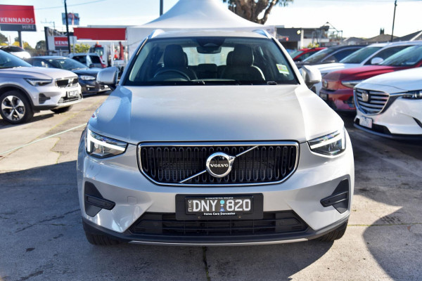 2025 Volvo XC40 XZ Plus B4 SUV Image 2
