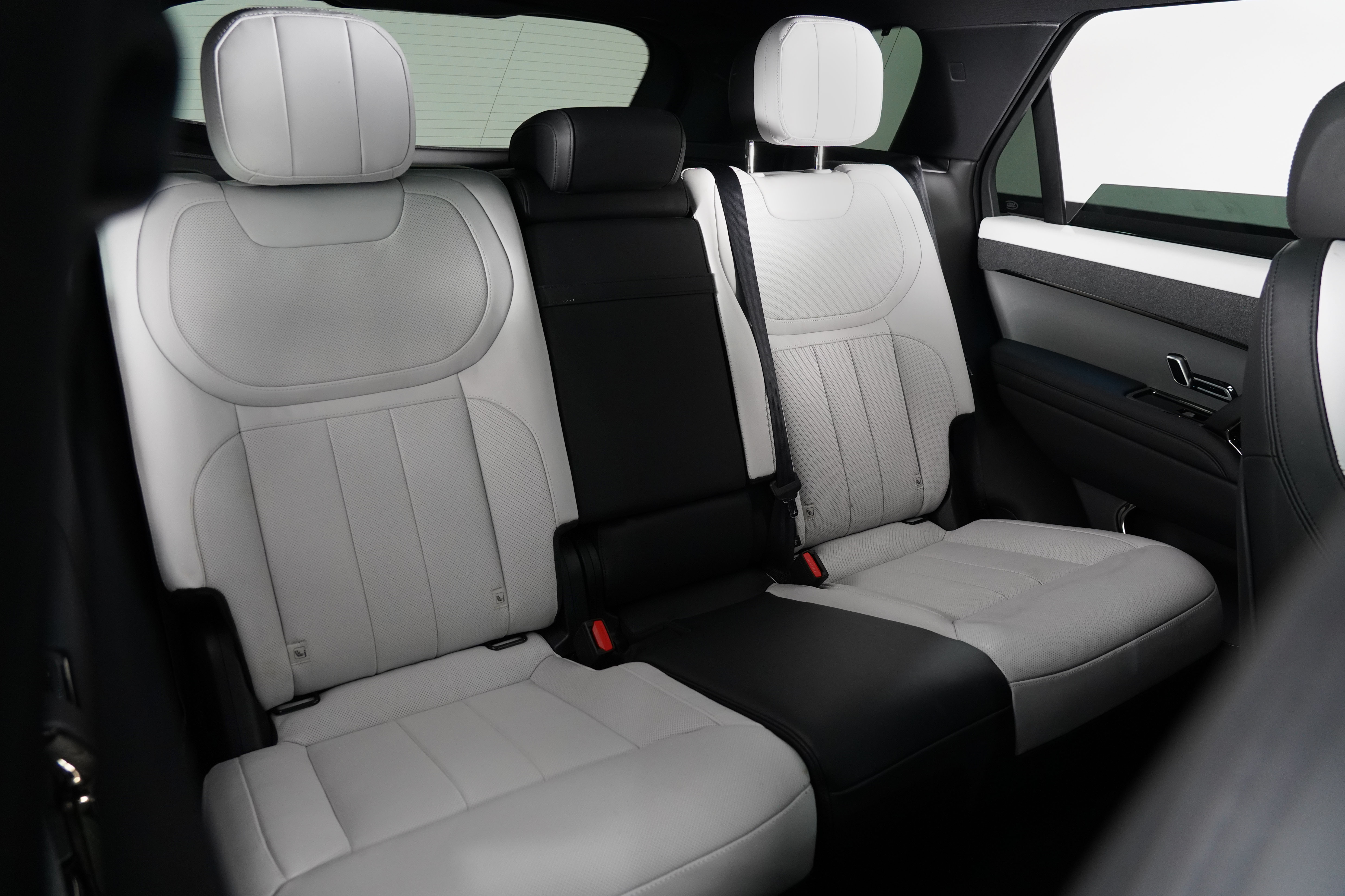 2023 Land Rover Range Rover Sport Sport D300 Se Dynamic (221kw) SUV Image 31