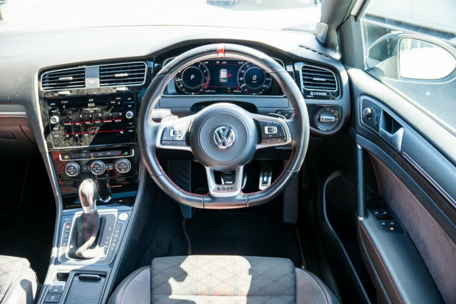 2020 Volkswagen Golf 7.5 GTi TCR Hatch Image 11