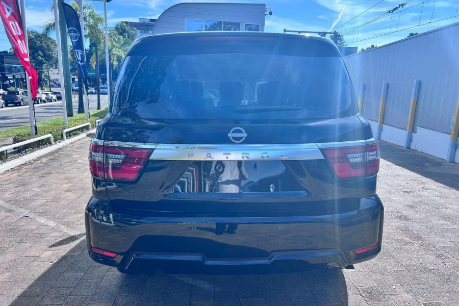 2025 Nissan Patrol Y62 Series 5 Ti SUV Image 6