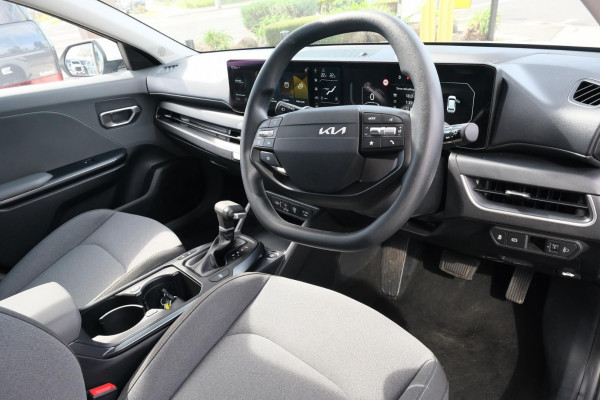 2025 MY26 Kia K4 CL4m S Hatch Image 6