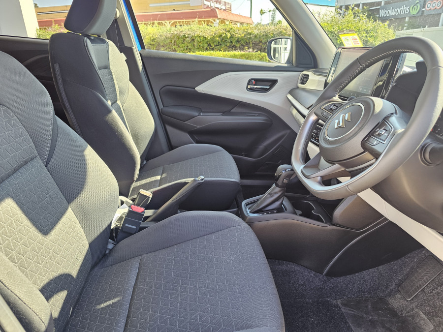 2025 Suzuki Swift UZ Hybrid Plus Hatch Image 22