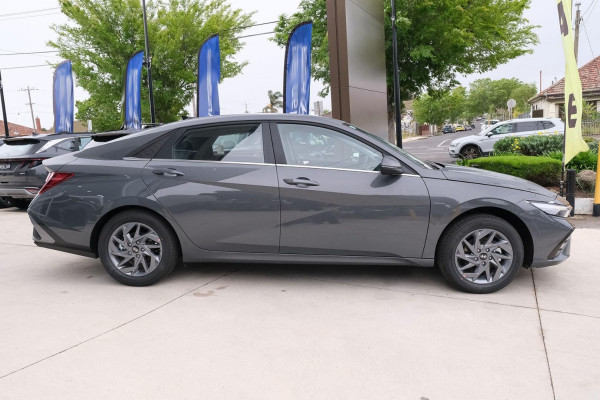 2026 Hyundai i30 CN7.V4 Hybrid Sedan Image 5