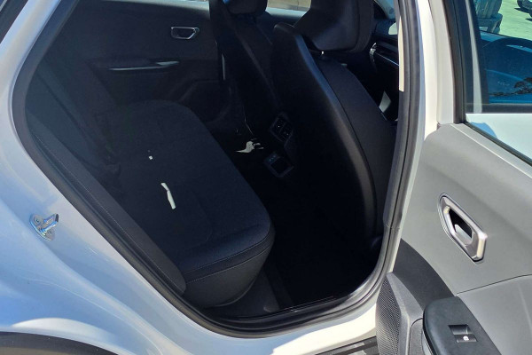 2026 Kia K4 CL4m S Sedan Image 9