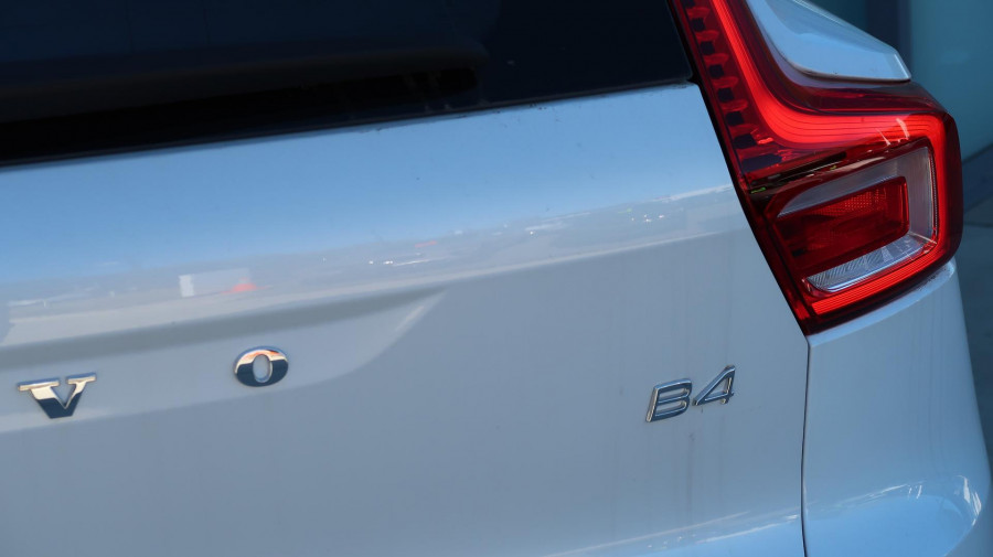 2025 MY26 Volvo XC40 XZ Plus B4 SUV Image 29
